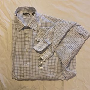 MEN’s NWOT VAN HEUSEN DRESS SHIRT